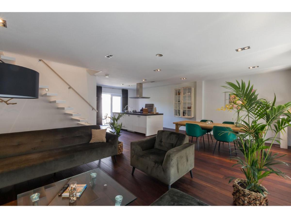 Superb Flat Only 150 Metres From Beach Domburg Bagian luar foto