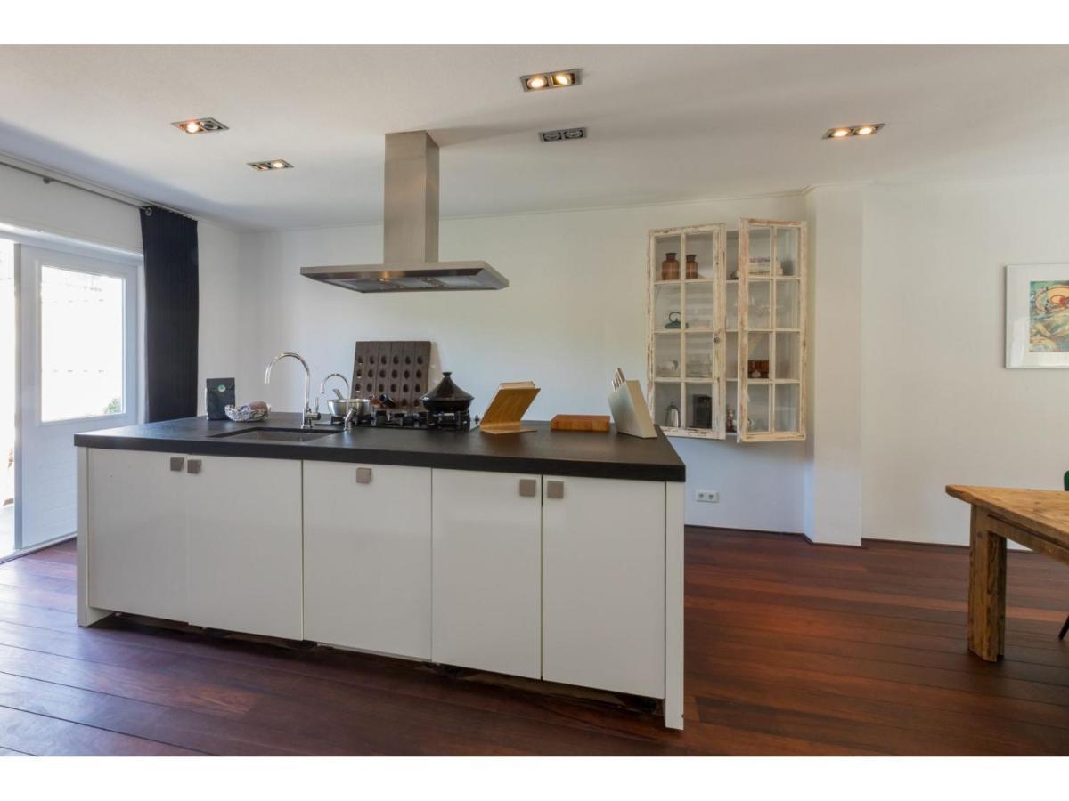 Superb Flat Only 150 Metres From Beach Domburg Bagian luar foto