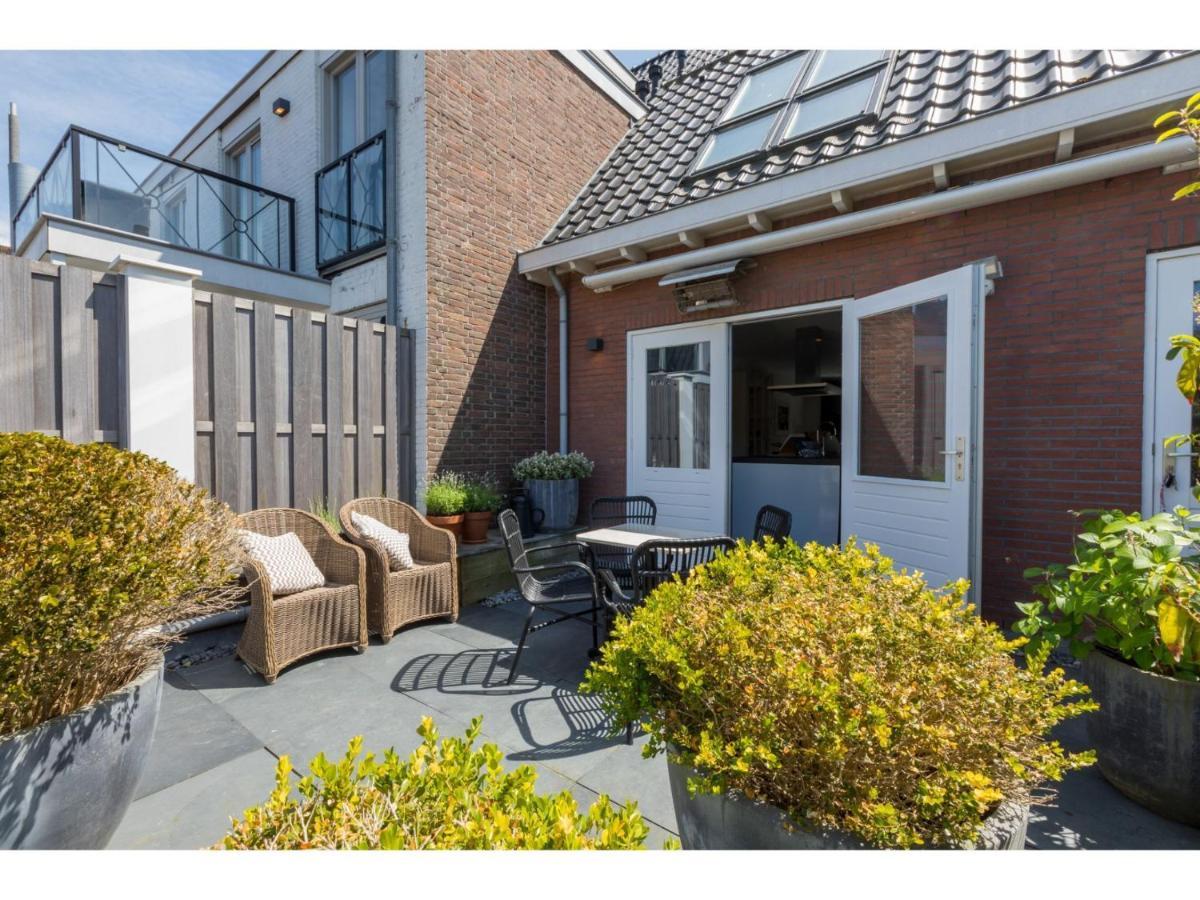 Superb Flat Only 150 Metres From Beach Domburg Bagian luar foto