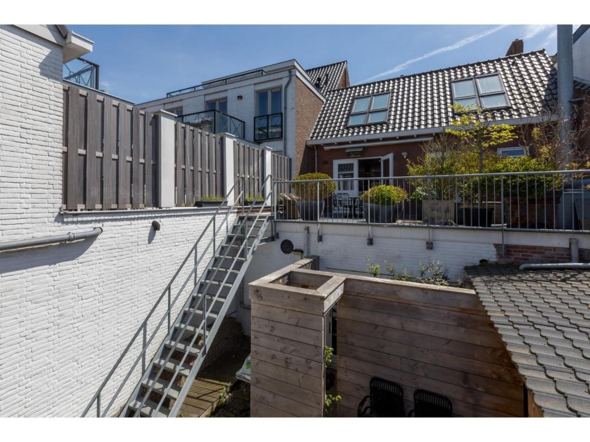 Superb Flat Only 150 Metres From Beach Domburg Bagian luar foto